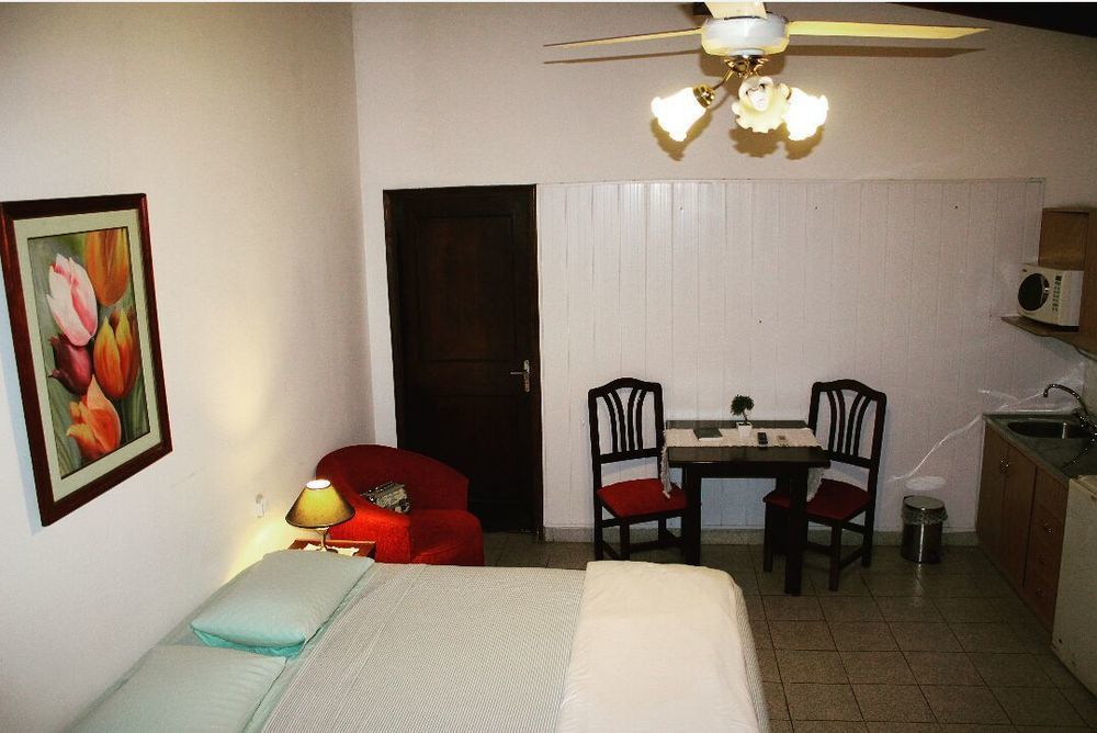 אסונסיון Hotel Hassler מראה חיצוני תמונה
